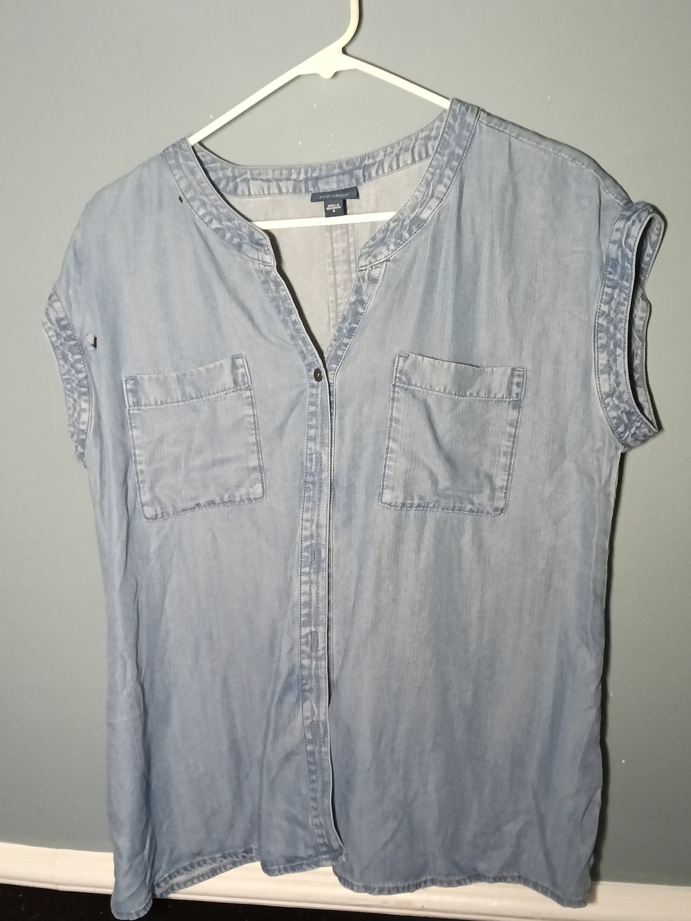 Light Blue Chambray Short Sleeve Button-Front Top